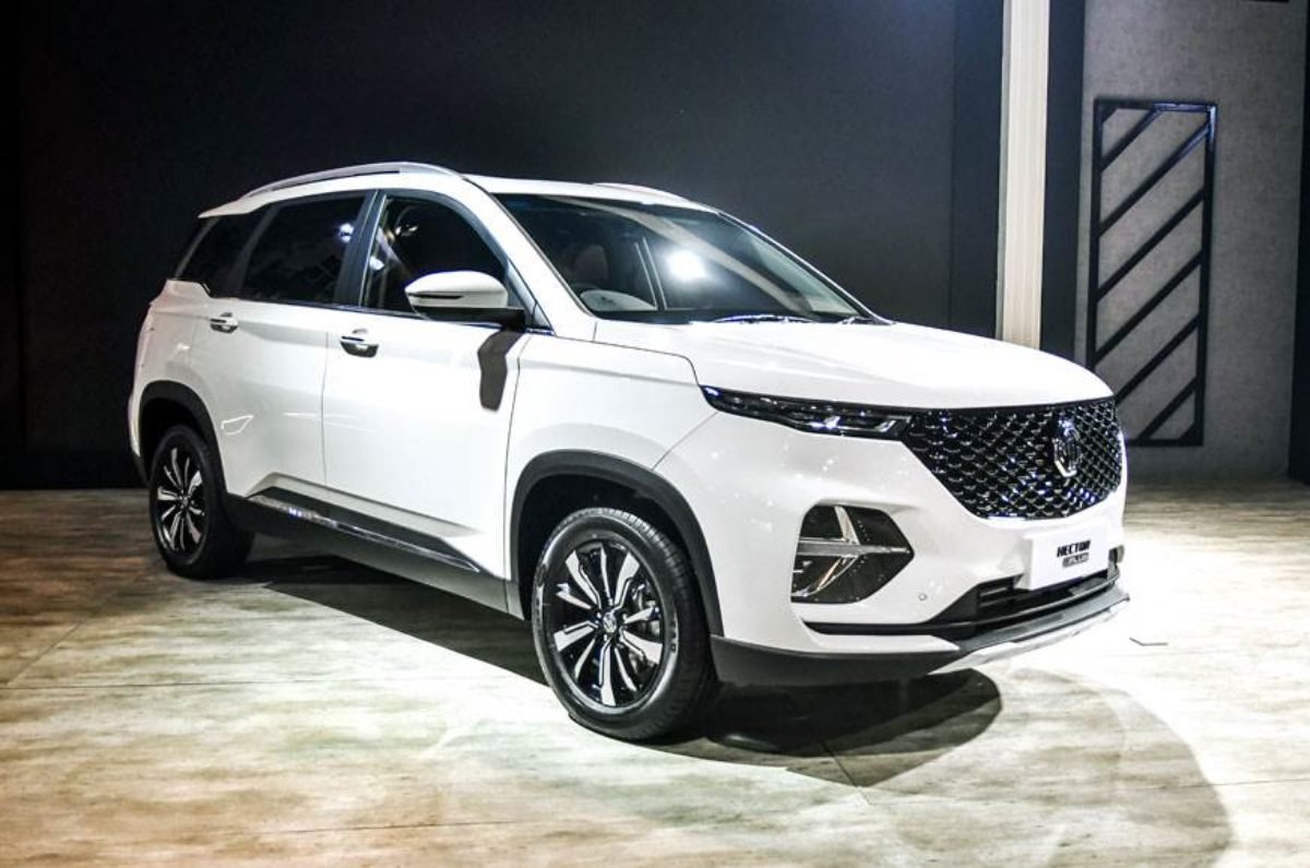MG-Hector-Plus-7-Seater-1200x795